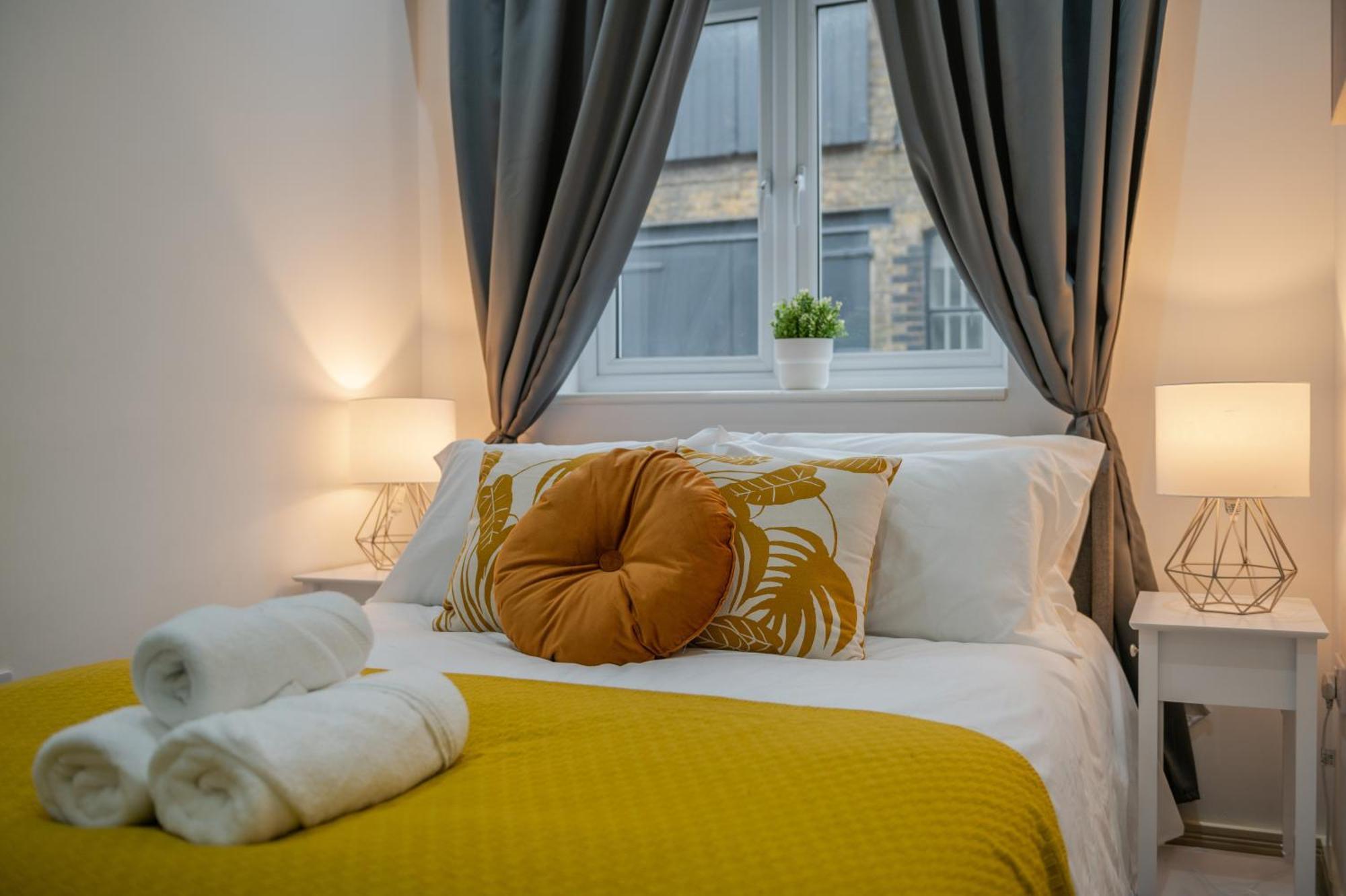 Modern 1 Bed - Us Embassy, Nine Elms & Battersea Station Apartamento *